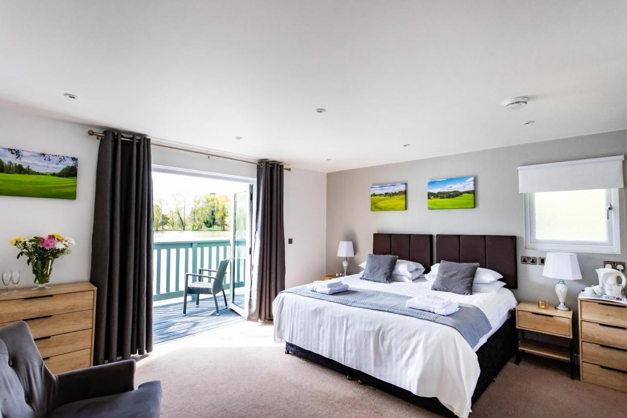 The Vale Golf & Country Club Villa Bishampton Eksteriør billede