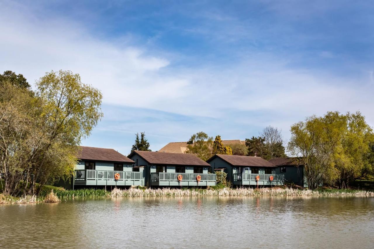 The Vale Golf & Country Club Villa Bishampton Eksteriør billede