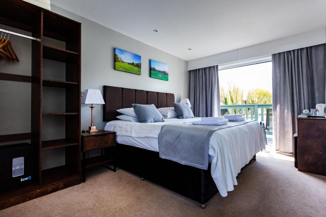 The Vale Golf & Country Club Villa Bishampton Eksteriør billede