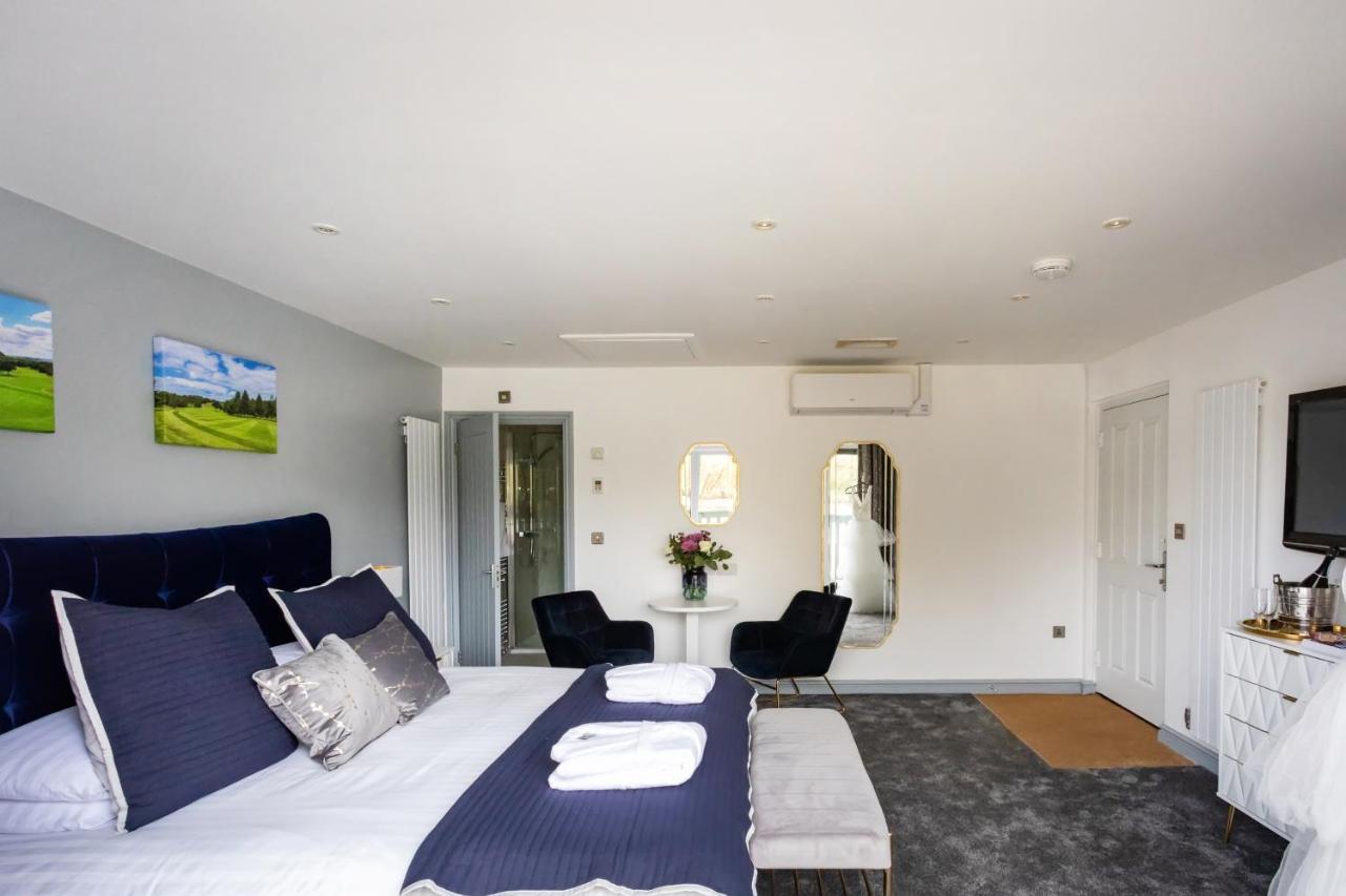 The Vale Golf & Country Club Villa Bishampton Eksteriør billede